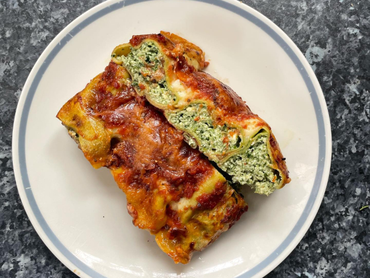 Tom's Pasta slider image