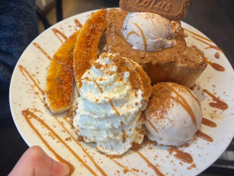 Cha Cha Dessert Bar slider image