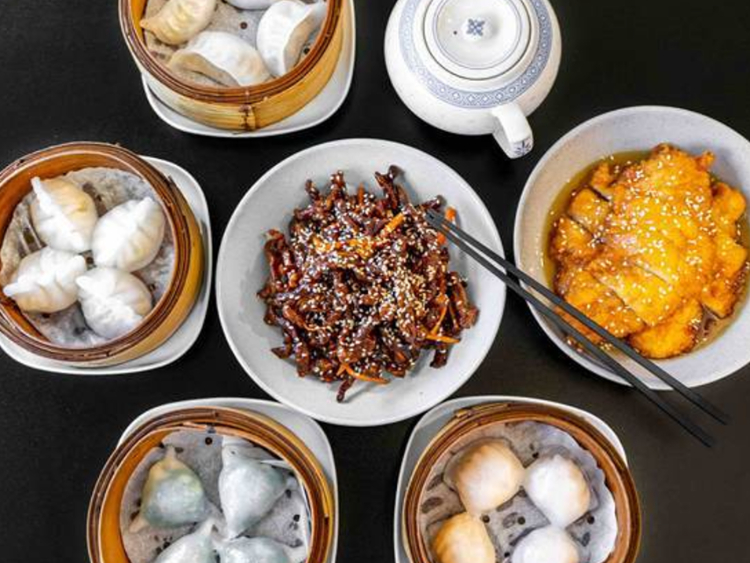 Li's Dumpling Inn slider image