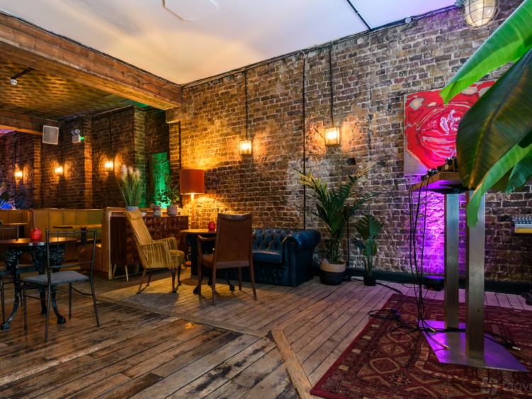 Copper Cats slider image