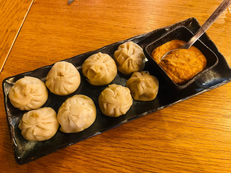 Taparee, Indian & Nepalese Cuisine slider image