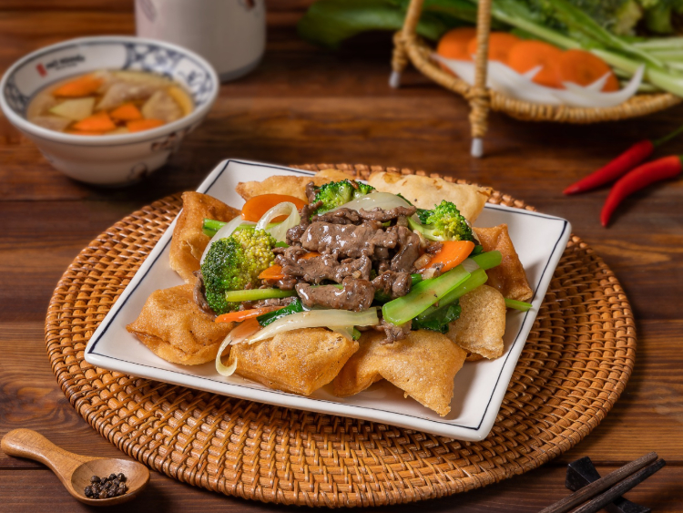 Pho Nguyen - Churchill slider image