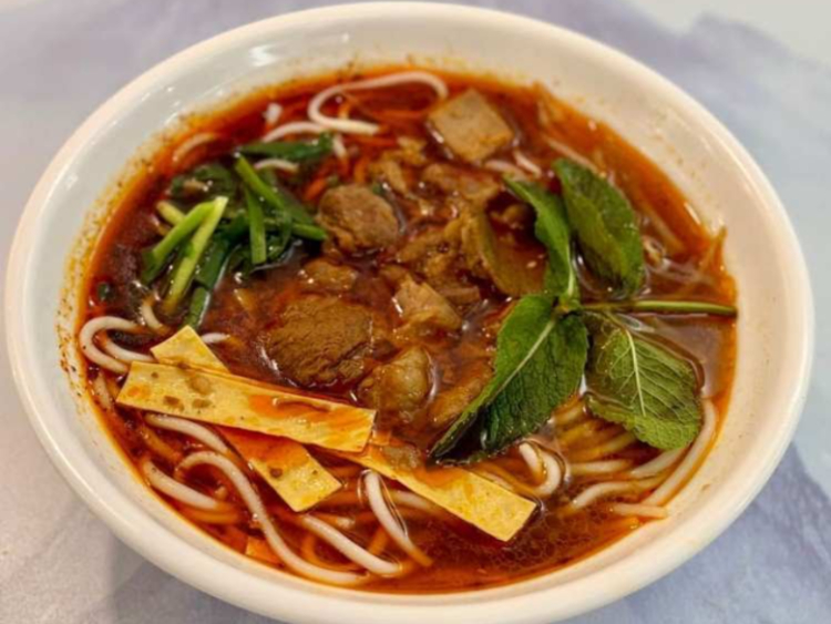 Cloud Land - Aldgate slider image