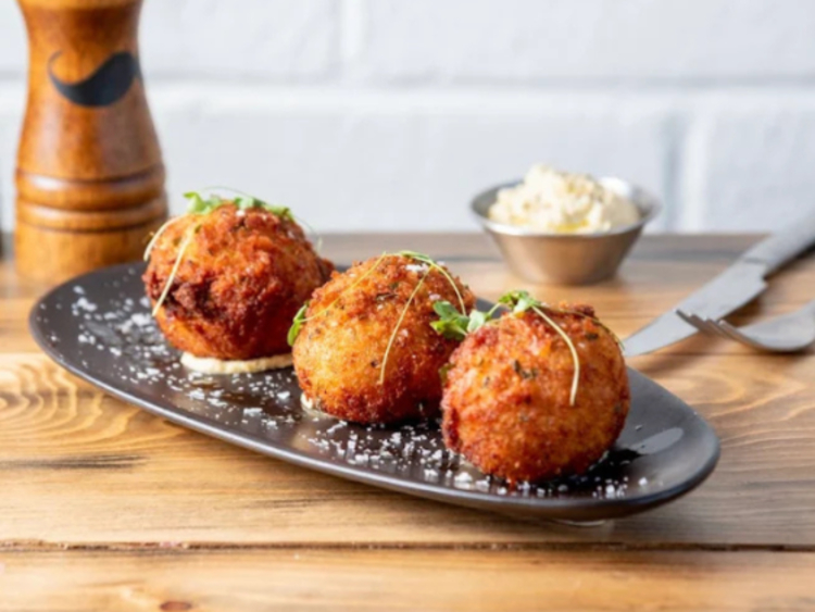 Osteria Mbare slider image