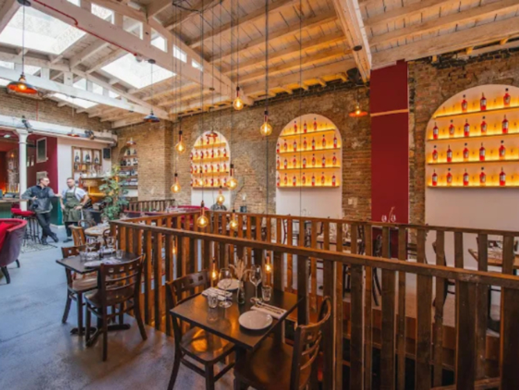 Osteria Mbare slider image