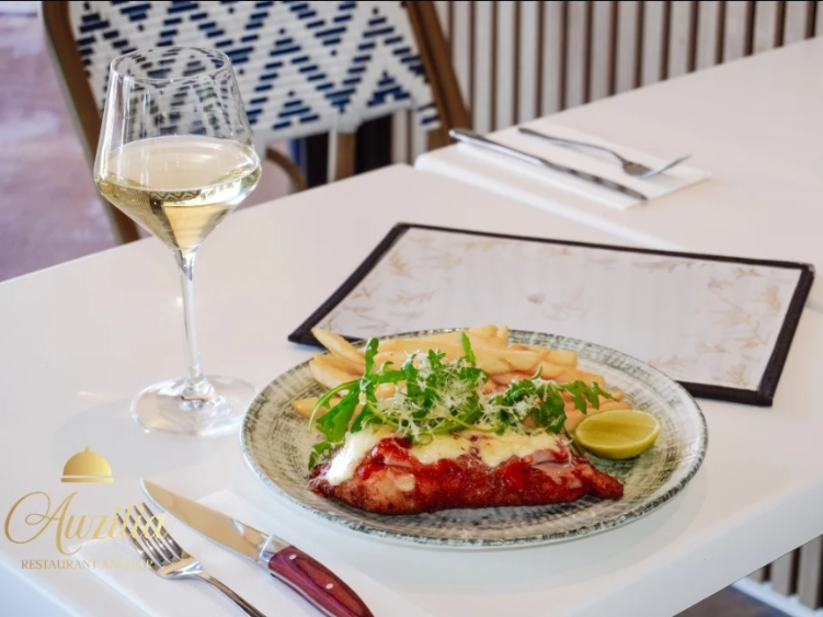 Auzilia Restaurant and Bar slider image