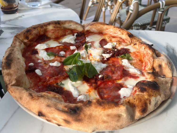 Renaissance Pizzeria slider image