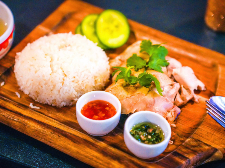 8:52 Hong Kong Restaurant slider image