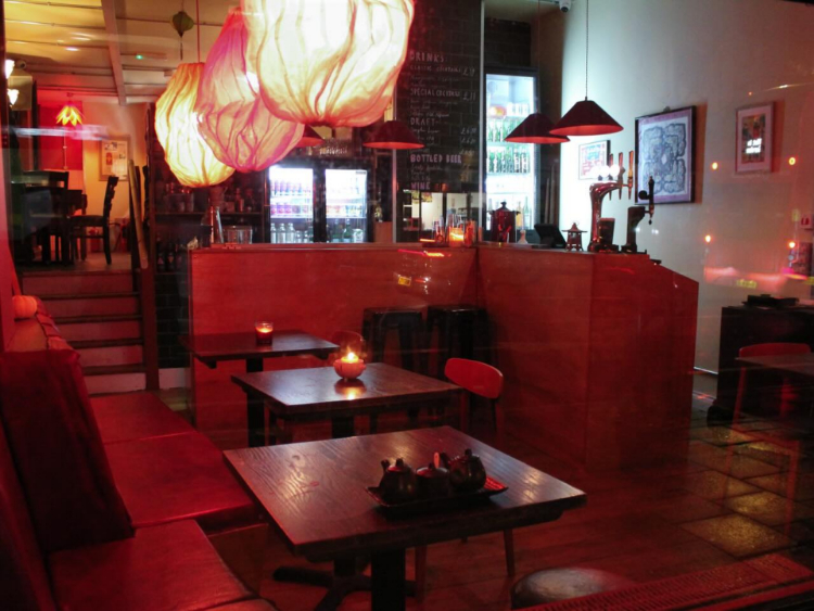 Paper Tiger slider image