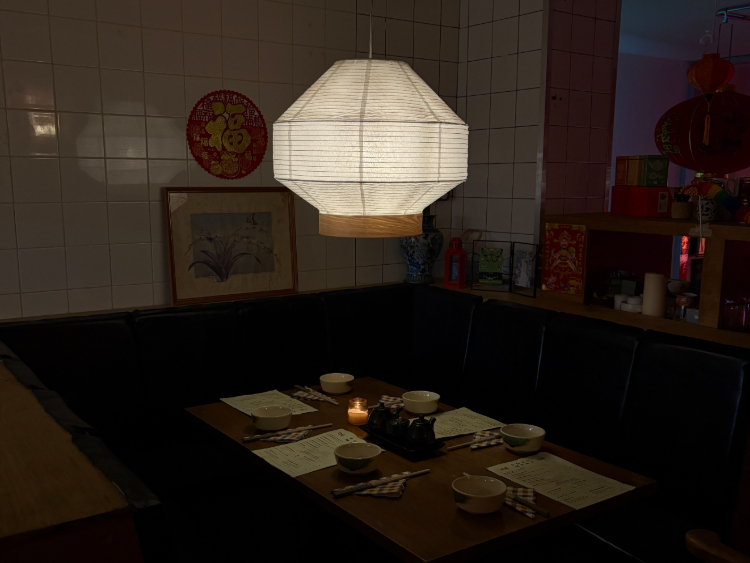 Paper Tiger slider image