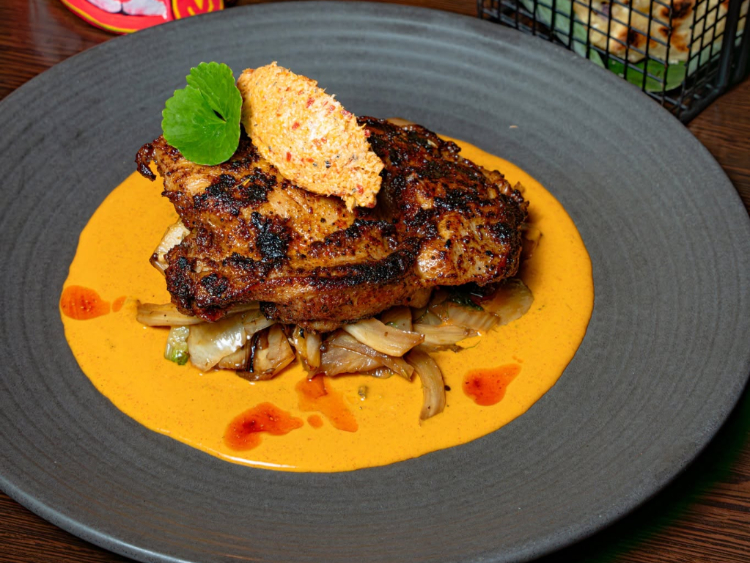 Kandy Crown Restaurant slider image