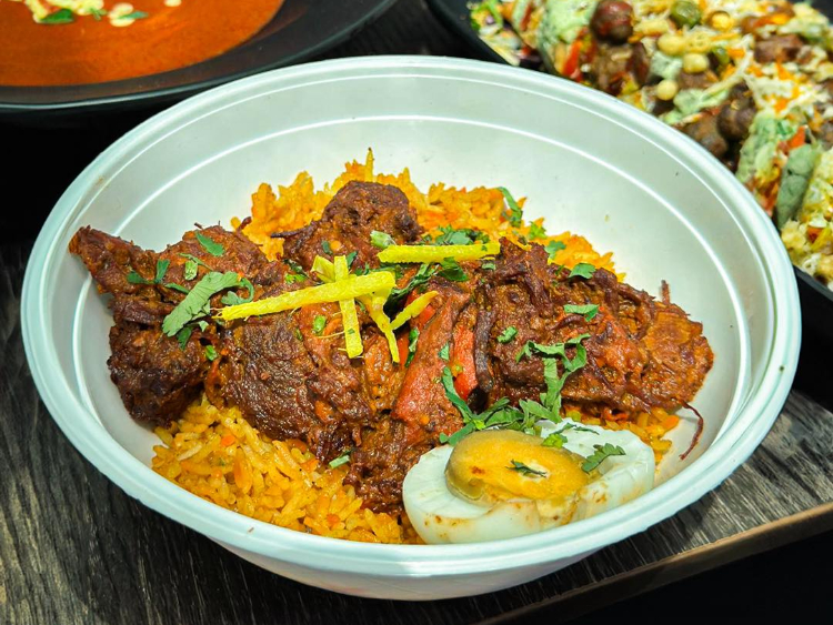 Modern Curry slider image