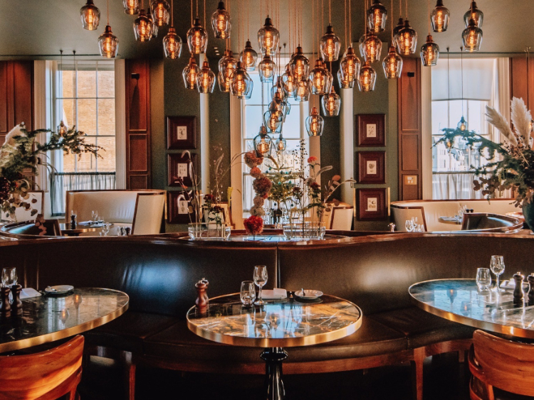 Rails Restaurant & Little Bar slider image