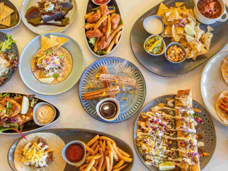 Tres Mexican slider image