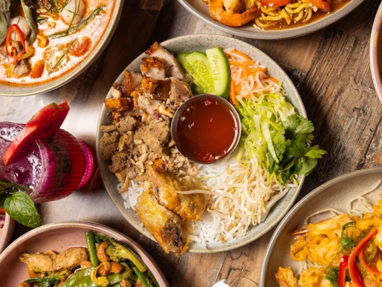 K Cafe & Bar slider image