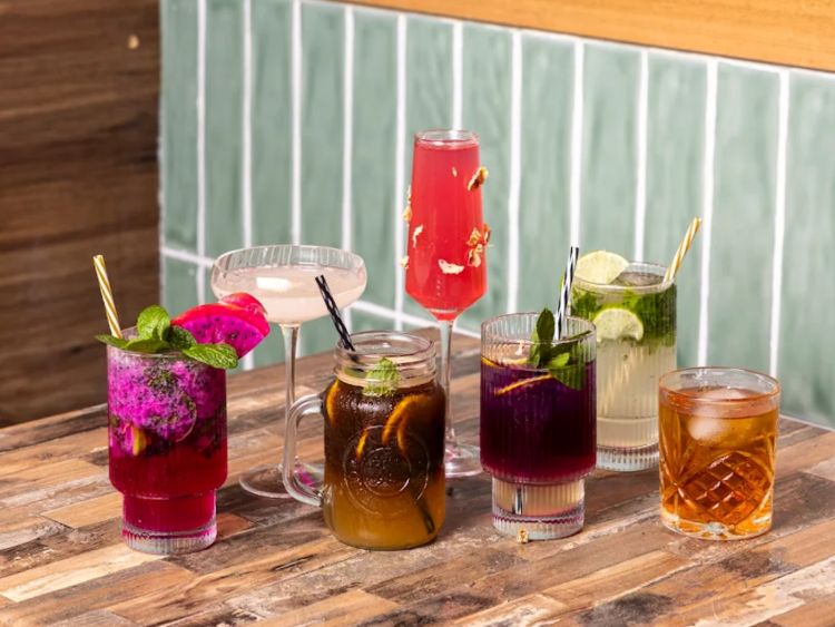 K Cafe & Bar slider image