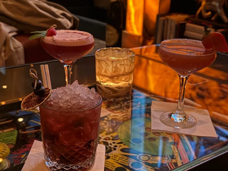 Jak's Bar slider image