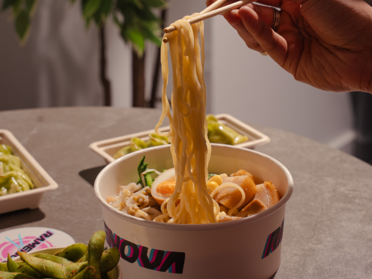 Ramenova slider image