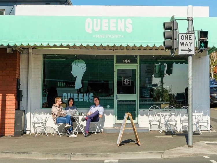 Queens Pastry slider image