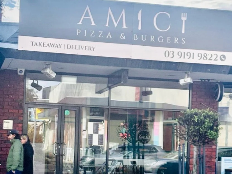 Amici Pizza & Burgers slider image