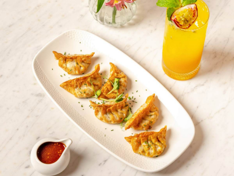Monty's Tandoori slider image