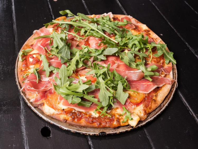 Pepe Nero Pizzeria slider image