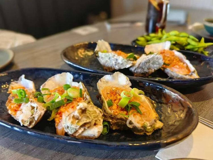 KingKong Bar & Restaurant slider image