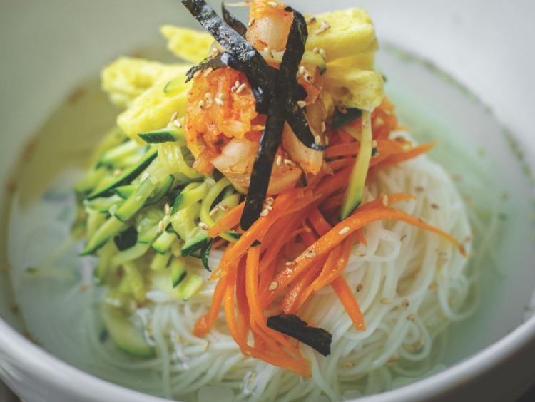 Chun's Kalguksu slider image