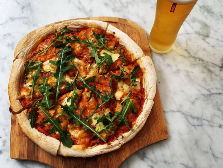 GT's Bar & Restaurant Noosa slider image