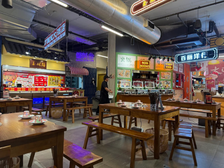 David's Hot Pot - Carnegie slider image