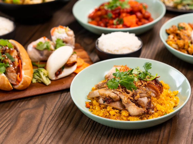 Bami - Elizabeth  slider image