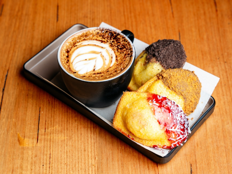 La Coccinelle slider image