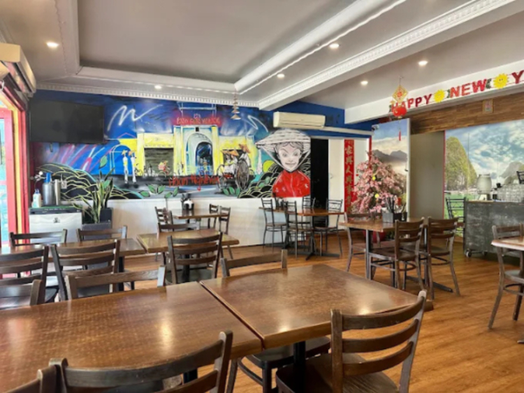 Trang Restaurant - West End slider image