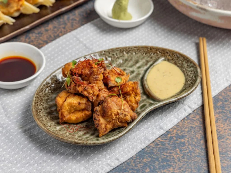 Earlwood Izakaya slider image