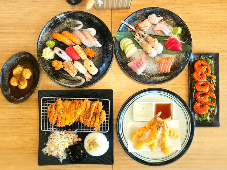 Ureshii Japanese Restaurant slider image