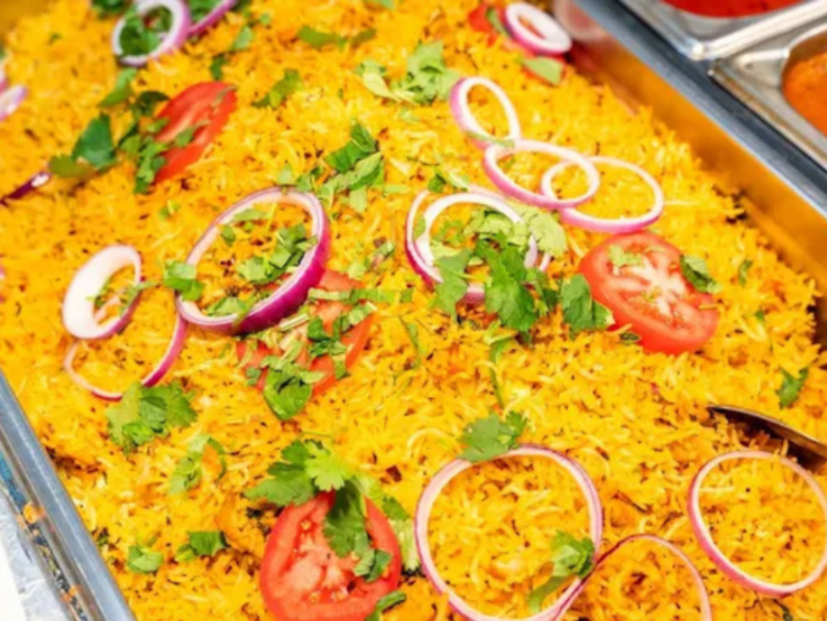 Sindoor Indian Restaurant - Ashfield slider image