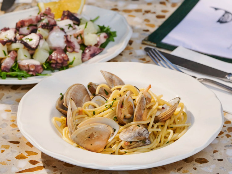 Fellini's Trattoria slider image