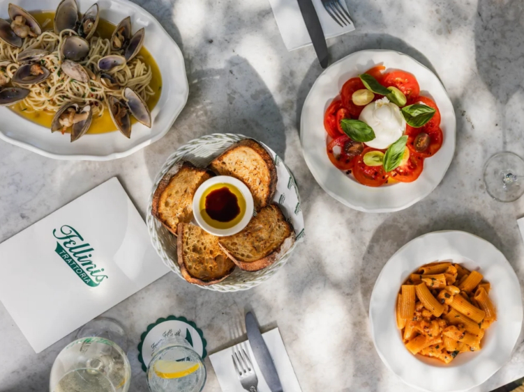 Fellini's Trattoria slider image