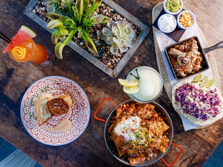 Gringo Loco Cantina slider image