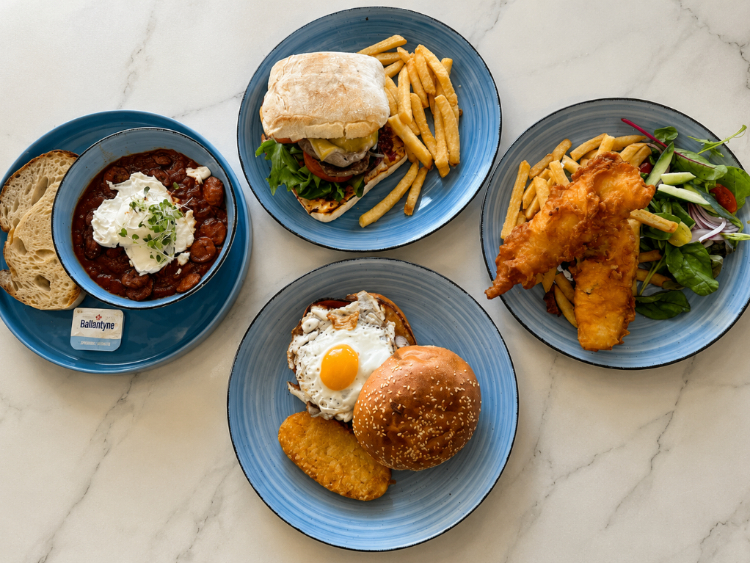 Santorini Cafe and Restaurant slider image