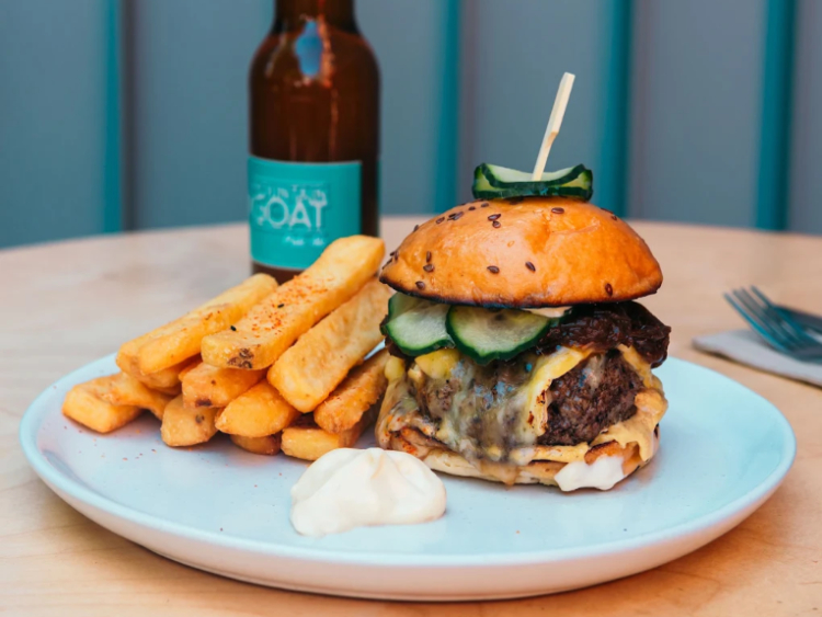 Shiori - A Harenochi Cafe slider image