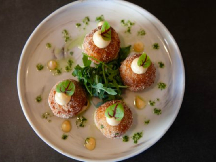 Tavola slider image