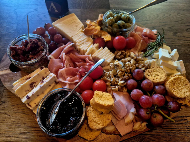 Ankave Coffee & Cocktails slider image