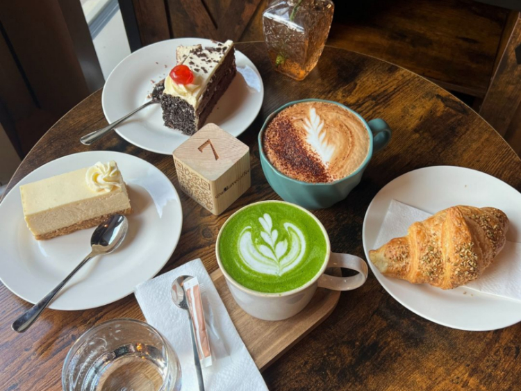 Ankave Coffee & Cocktails slider image