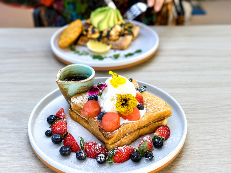 Bellaayu Cafe slider image