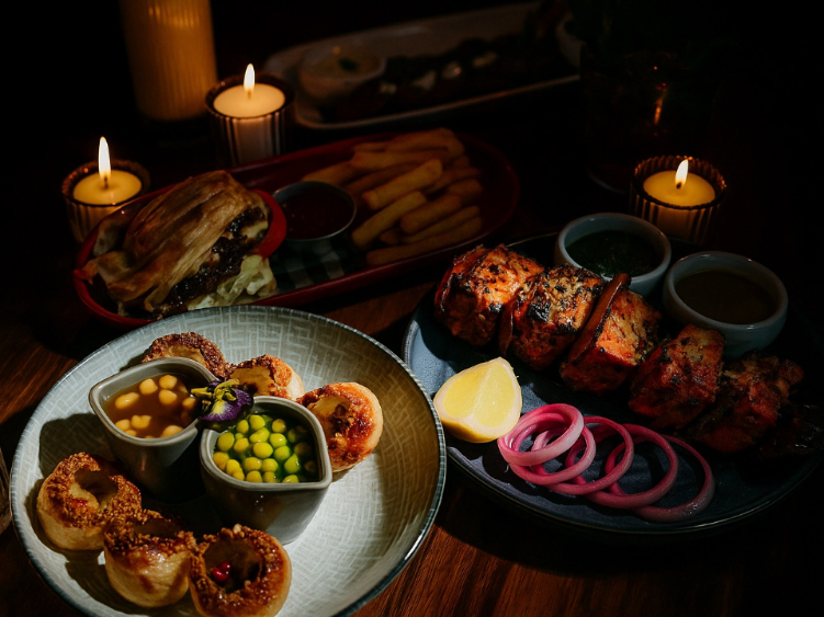 London Arms slider image