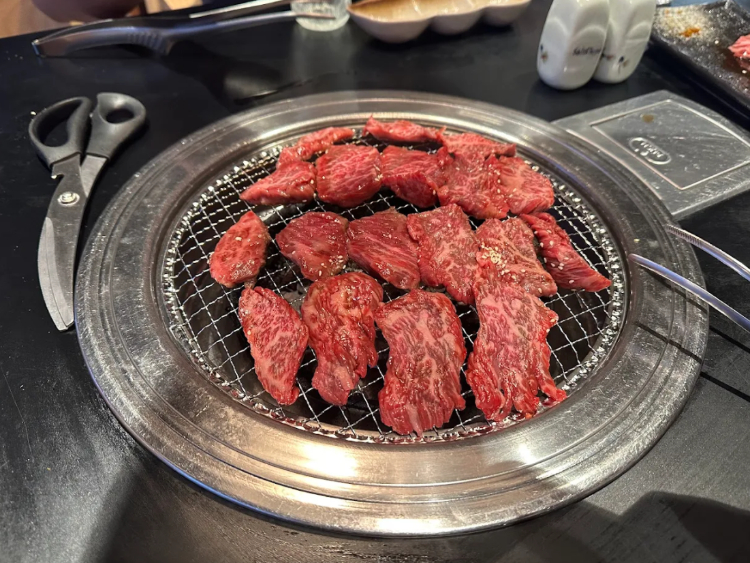 Takumi Yakiniku slider image