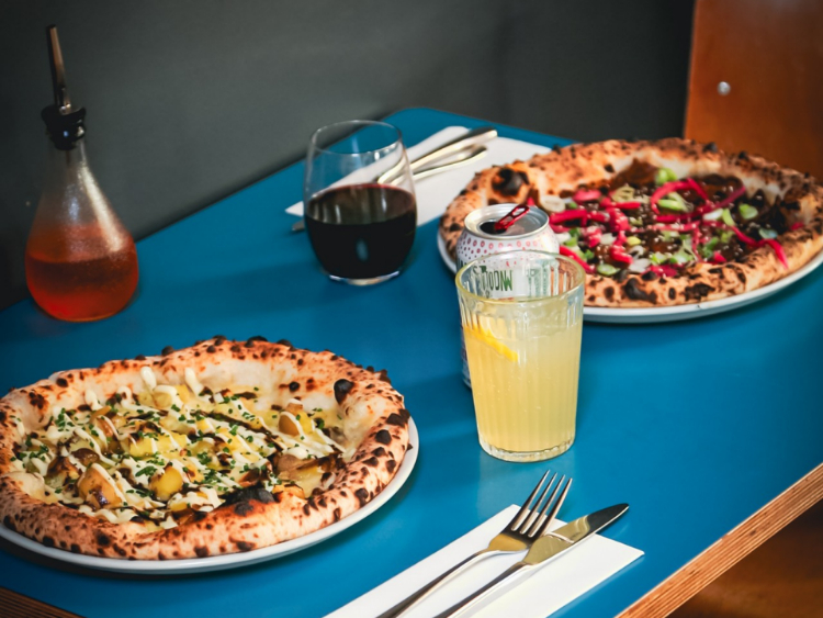 Bertha's Pizza slider image