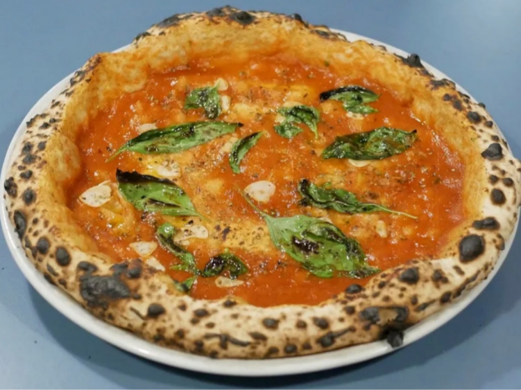 Bertha's Pizza slider image