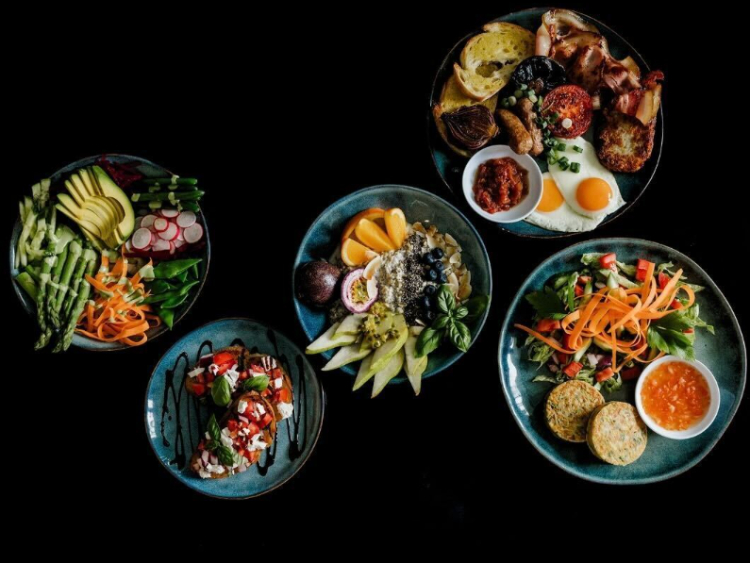 Cassowary Cafe slider image